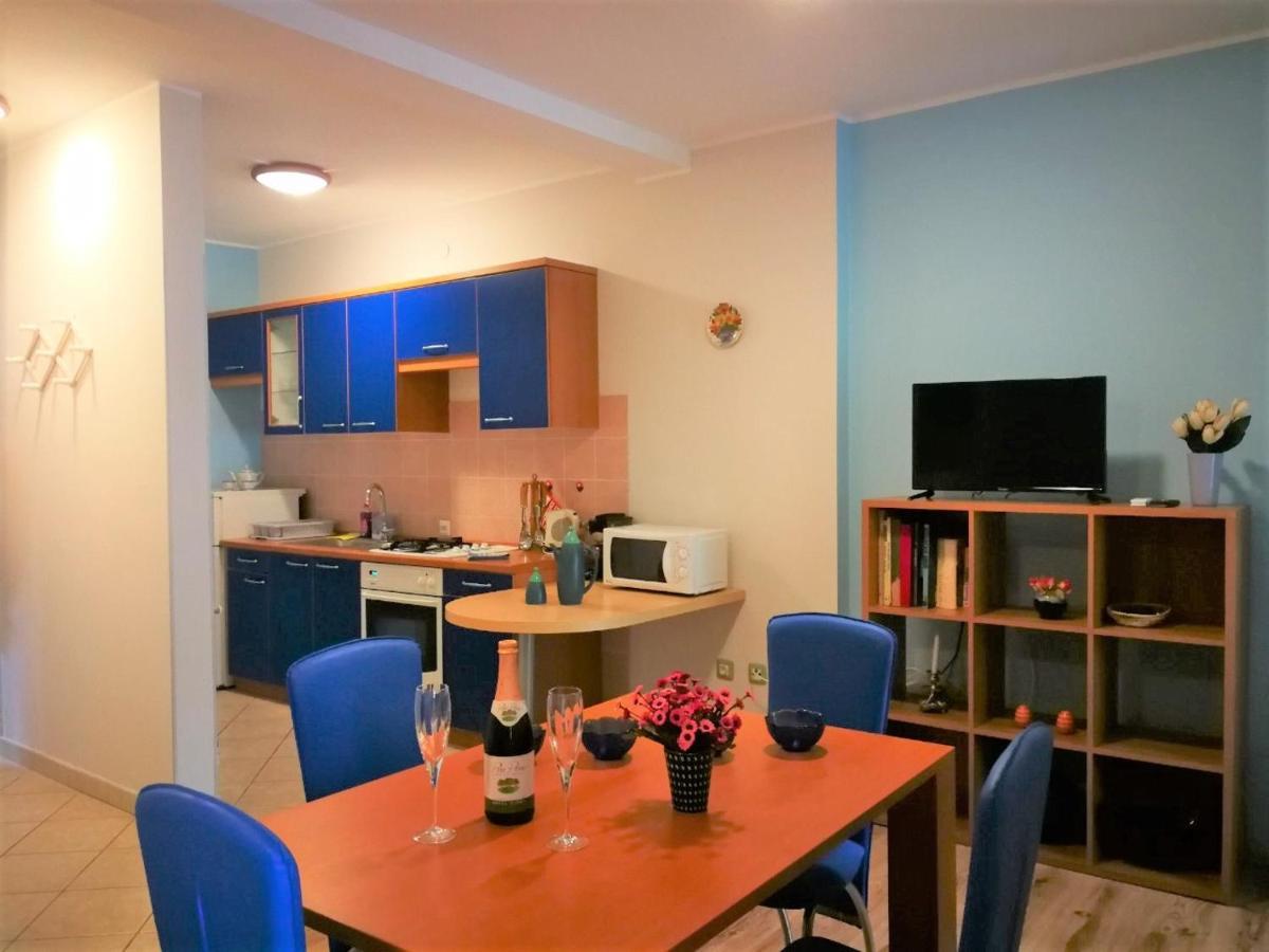 Apartments Bilic With Garden & Swimming Pool - 50M From The Beach Пиешчана Увала Екстериор снимка